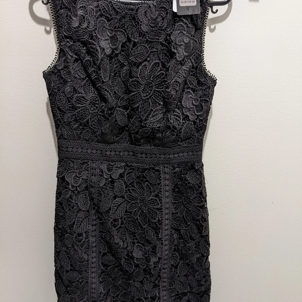Forever New Size 6 - Picture 3 of 3